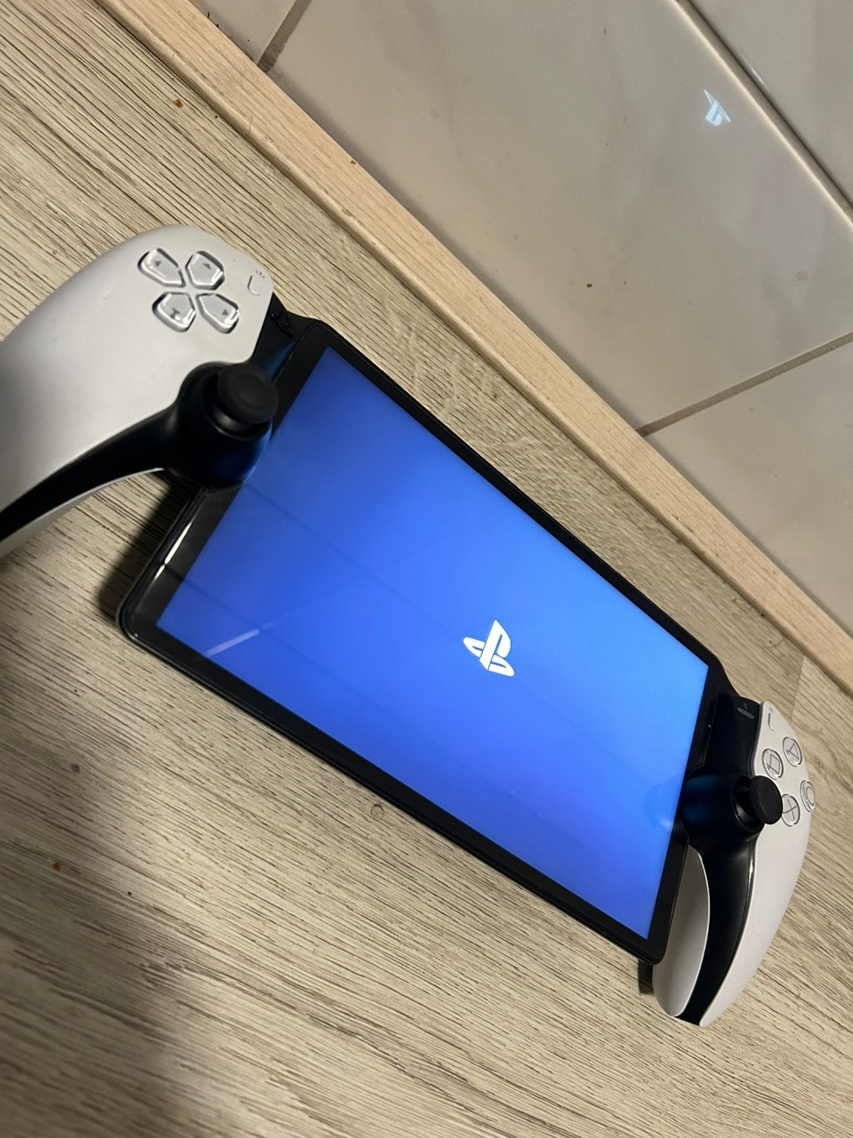 Playstation portal, Ophalen of Verzenden, Zo goed als nieuw, Overige kleuren, Zonder simlock