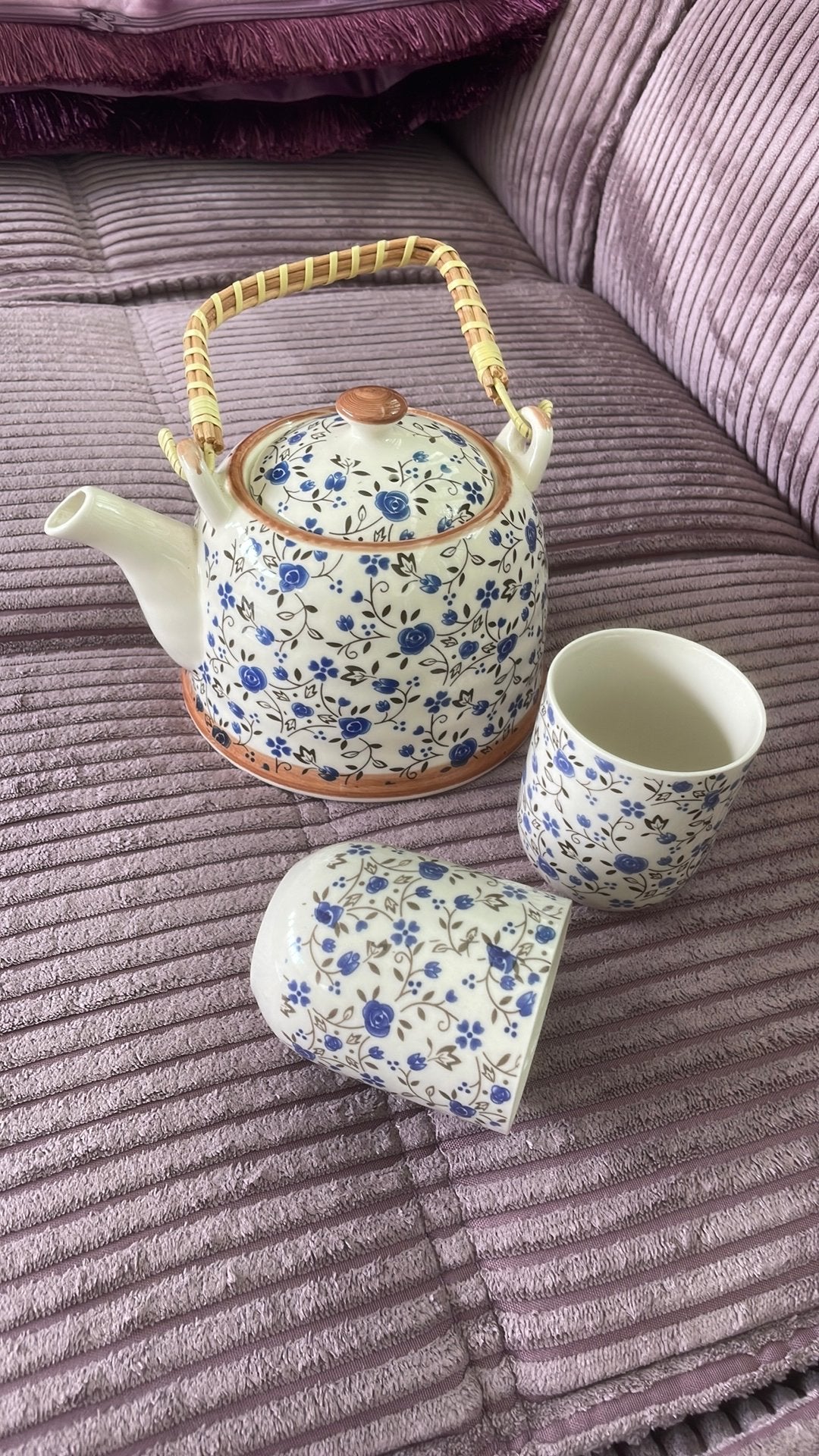Theepotje Chinees met 2 mokjes, Huis en Inrichting, Keuken | Servies, Gebruikt, Overige typen, Ophalen of Verzenden, Overige stijlen