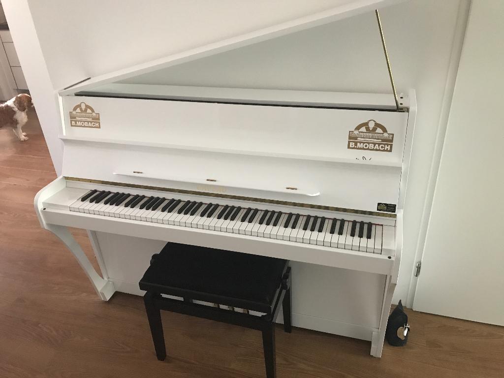 Collectors item: Hoogglans witte Gaveau / Schimmel piano, Muziek en Instrumenten, Piano's, Ophalen, Wit, Zo goed als nieuw, Piano