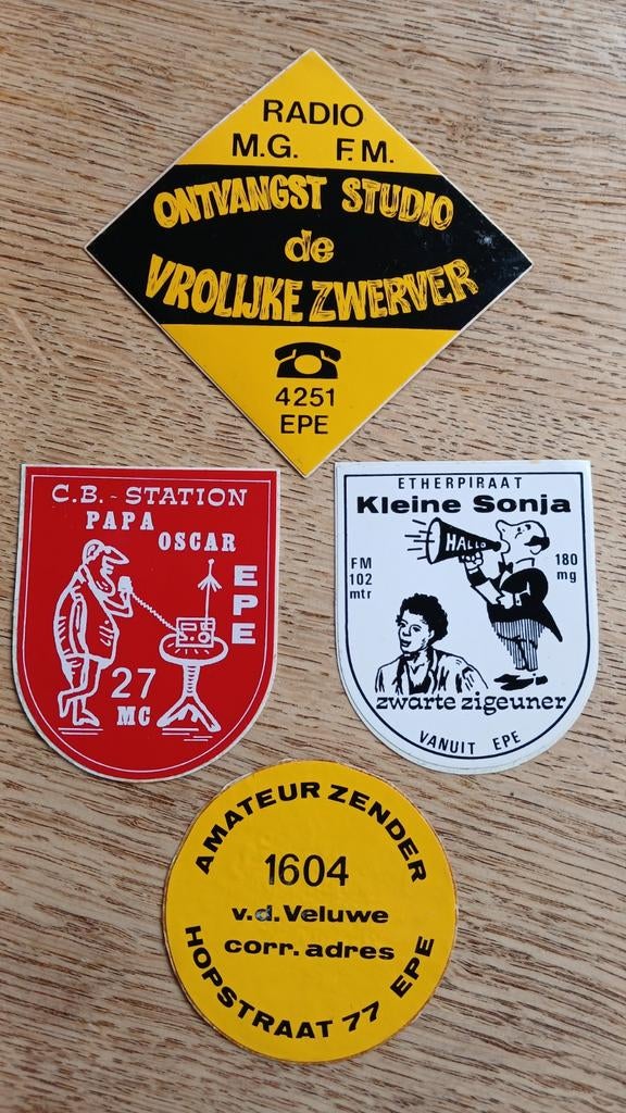 Stickers piratenzender luisteramateur piraat Radio EPE, Ophalen of Verzenden, Zo goed als nieuw
