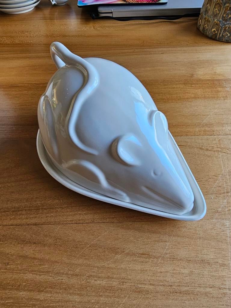 Kaasstolp bijzonder muis servies porselein, Ophalen of Verzenden, Zo goed als nieuw, Porselein, Overige stijlen