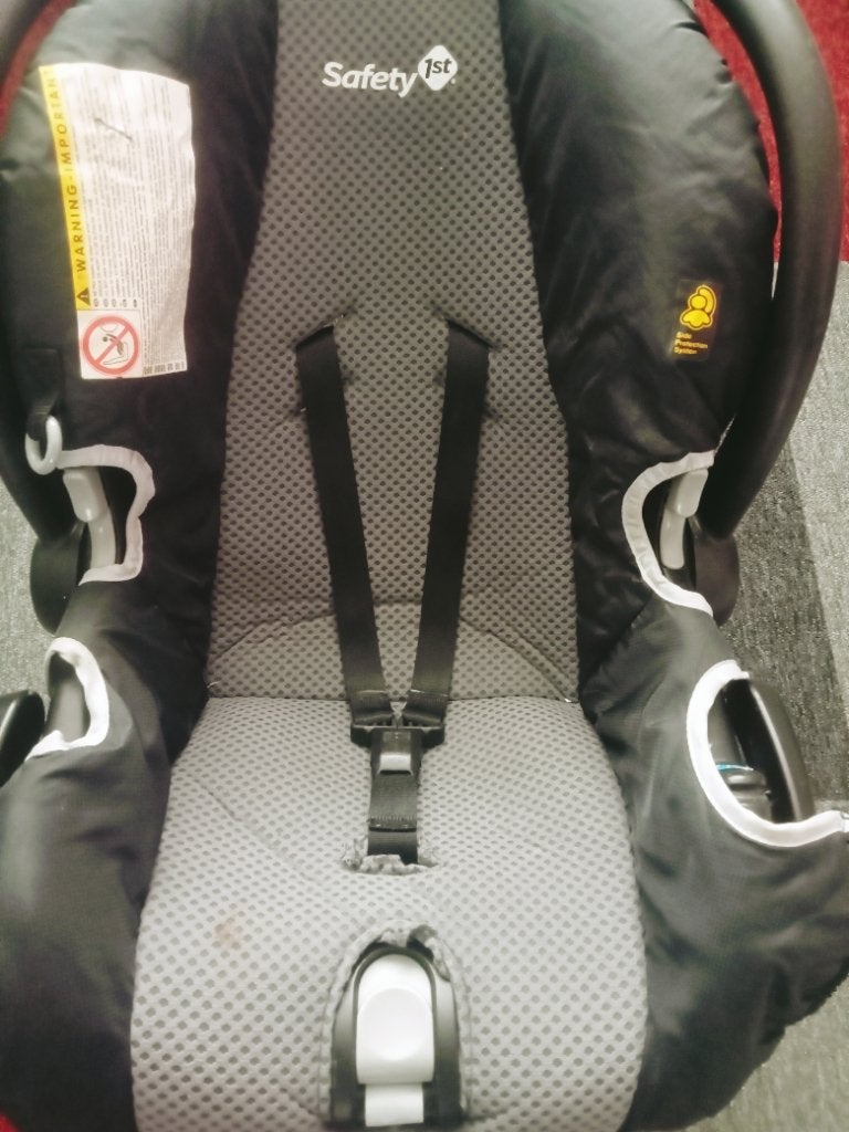 Kinderautostoeltje, 0 t/m 18 kg, Ophalen, Overige merken, Gebruikt