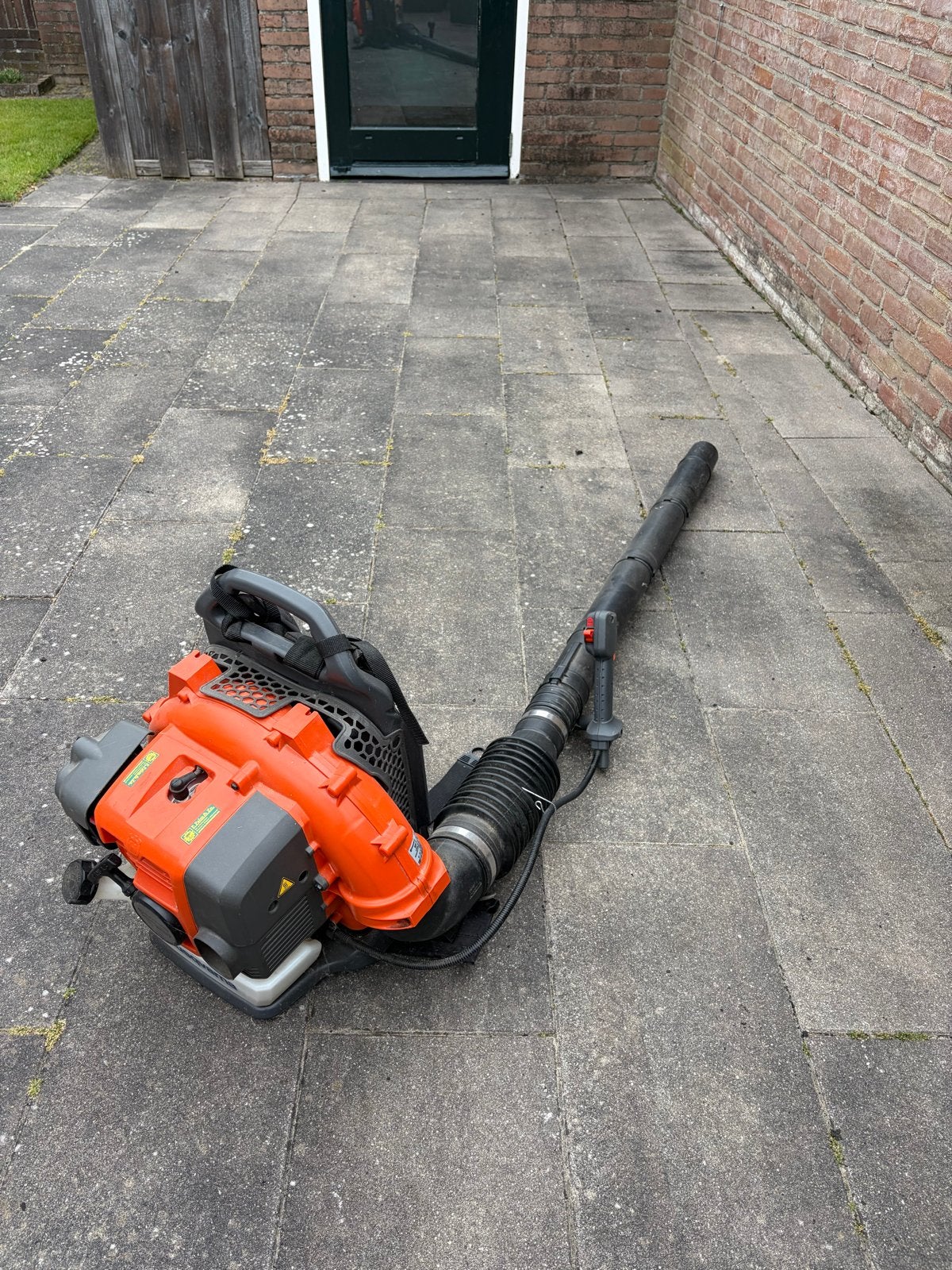 Husqvarna 350BT Benzine Bladblazer.  - Ruggedragen, Ophalen, Gebruikt, Benzine, Ruggedragen