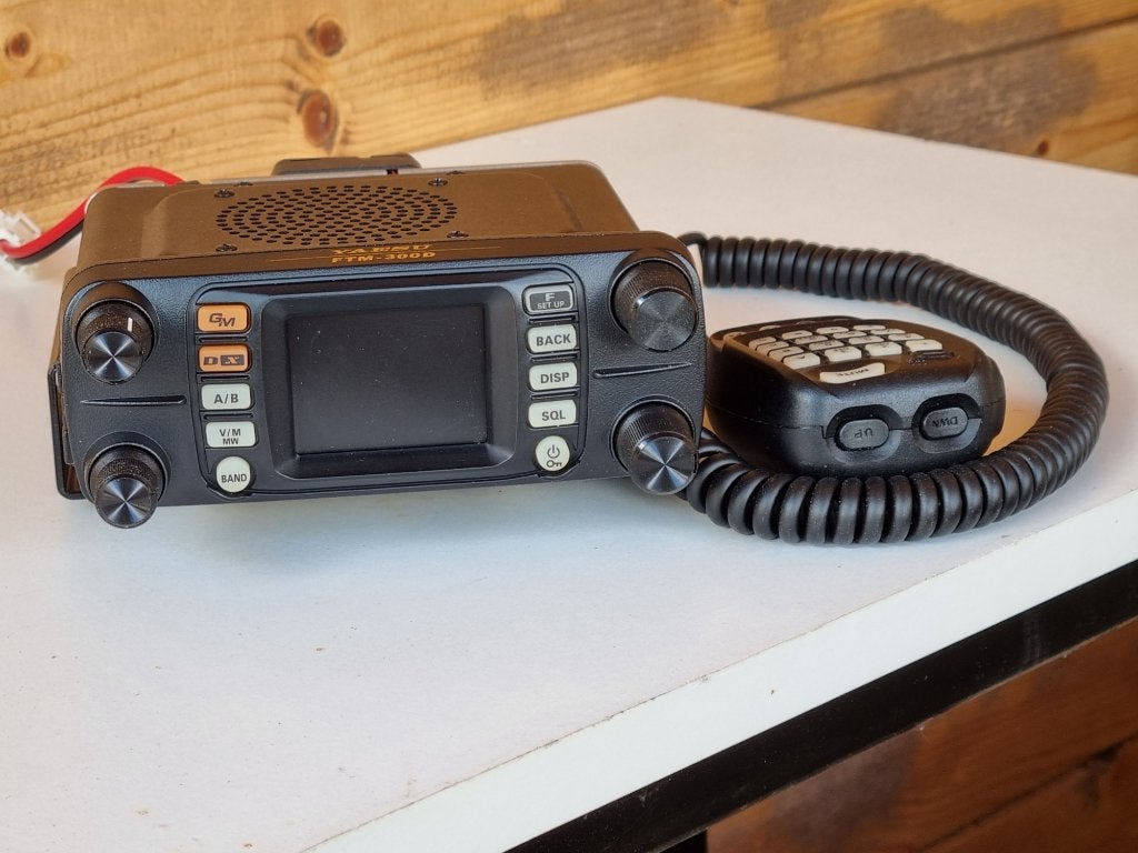 Yaesu FTM 300D Transceiver, Telecommunicatie, Ophalen, Zo goed als nieuw, Zender en Ontvanger