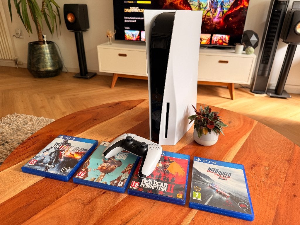 PlayStation 5 Disc Edition 825GB + 4 games – zeer netjes, Ophalen of Verzenden, Zo goed als nieuw, Platform