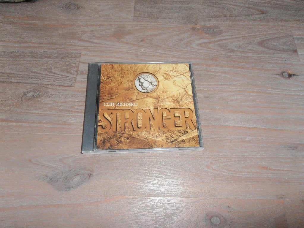 Cliff Richard - Stronger CD (Poprock, Album), Cd's en Dvd's, Ophalen of Verzenden, Zo goed als nieuw, Poprock, Inclusief doosje