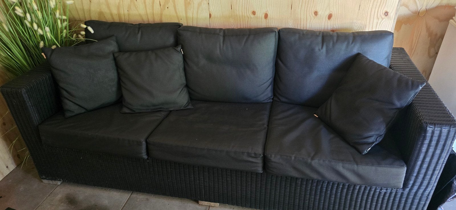 Zwarte Wicker Loungeset met Kussens - Gebruikt