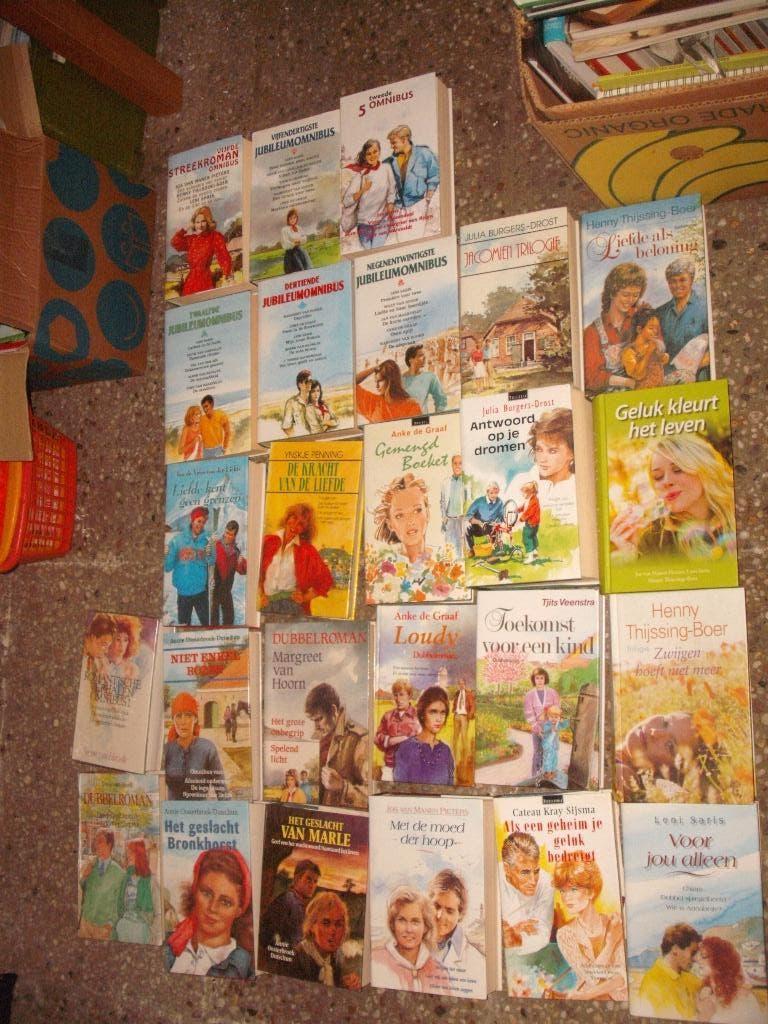25x superdikke streekroman omnibus boeken in 1 koop, Boeken, Ophalen, Gelezen