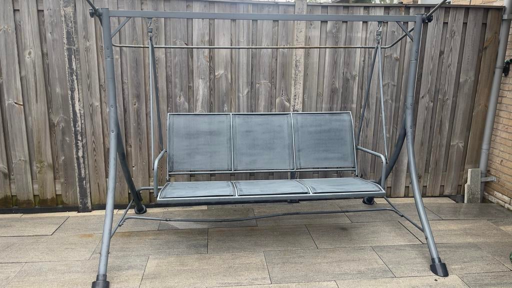 3-persoons tuinschommel met kussen en zonnescherm, Tuin en Terras, Tuinsets en Loungesets, Ophalen, Overige materialen, Gebruikt