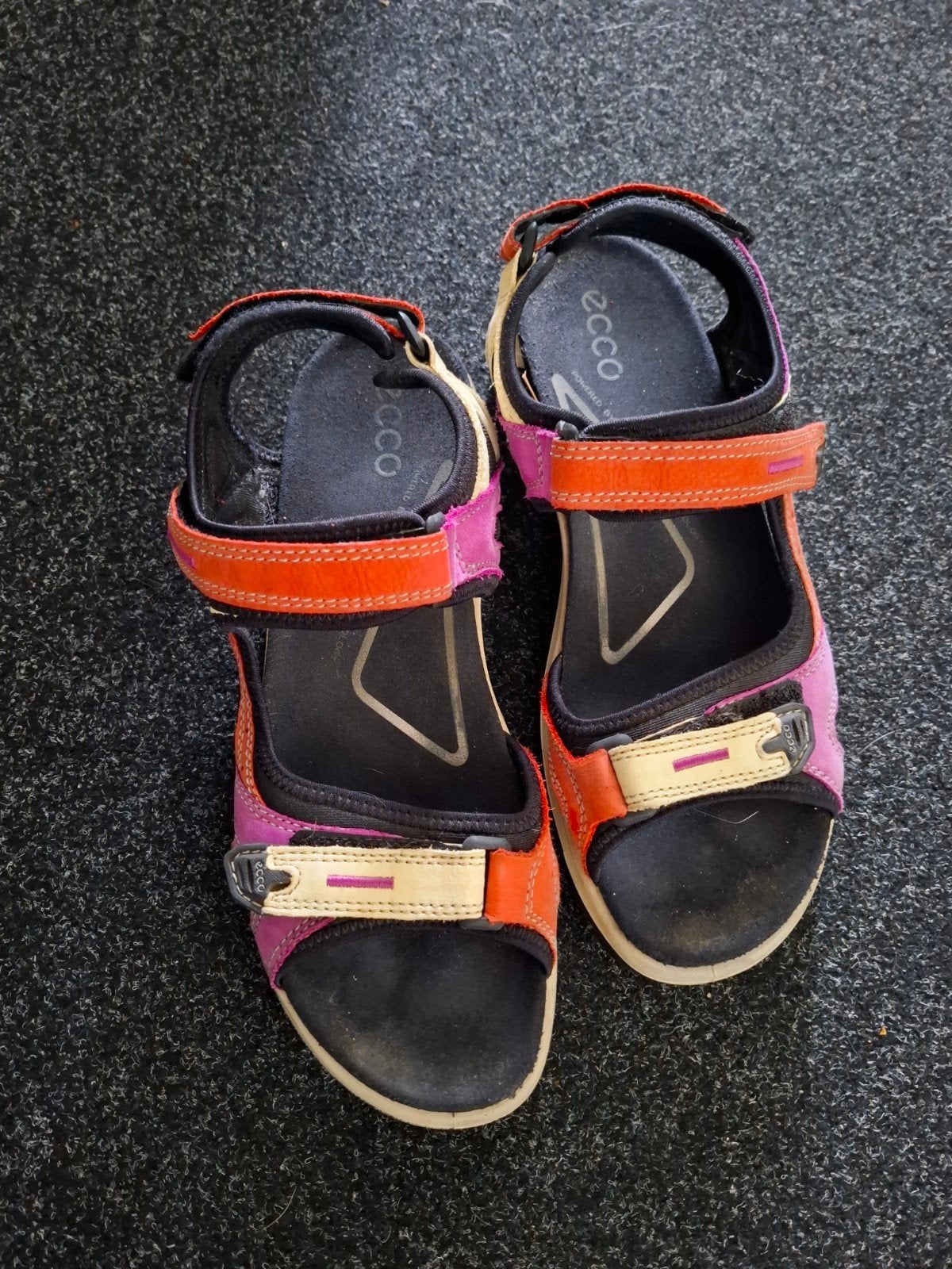 Ecco sandalen dames maat 40/42, Kleding | Dames, Schoenen, Ophalen of Verzenden, Gedragen