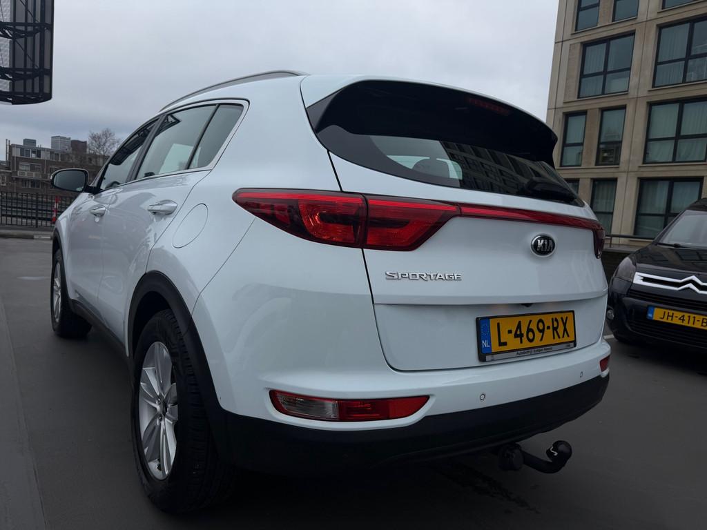 Kia Sportage 1.6 GDI First Edition Camera Cruise PDC LMV Gro, Voorwielaandrijving, 15 km/l, Gebruikt, 4 cilinders
