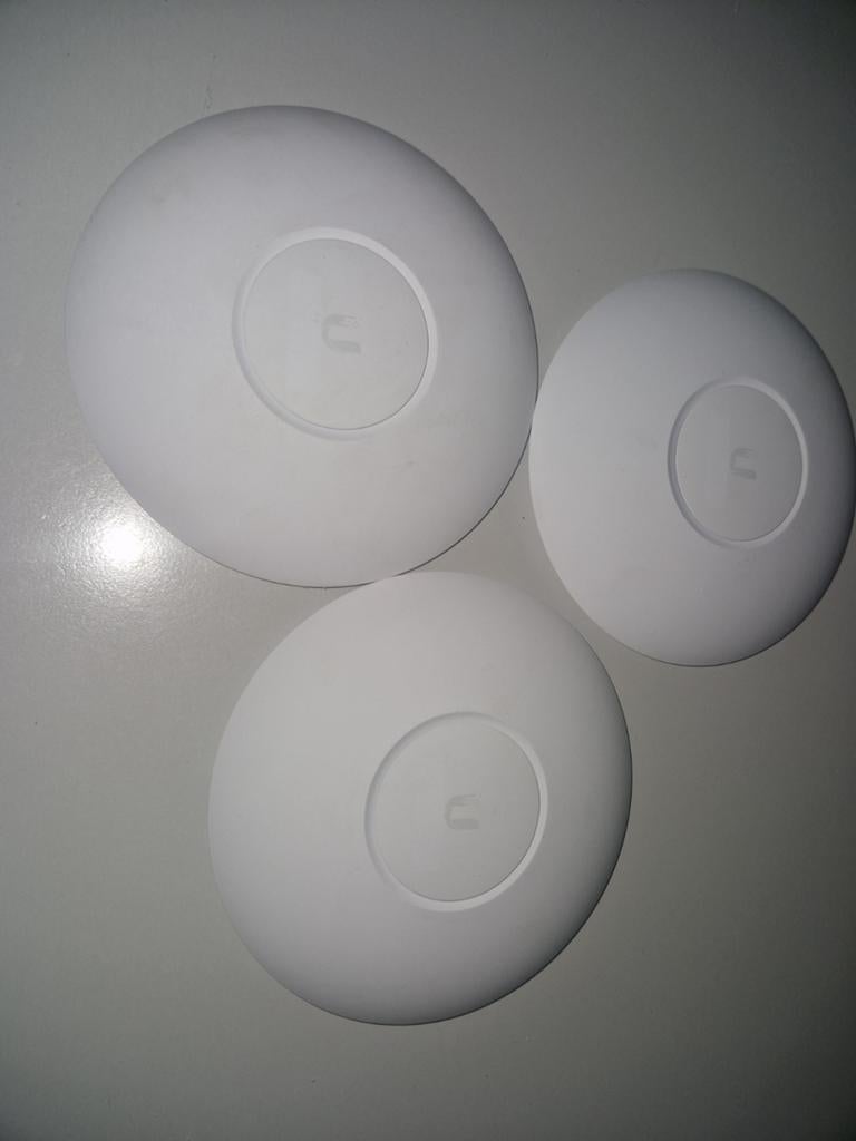 Ubiquiti unifi ap ac pro 3 stuks., Computers en Software, Accesspoints, Verzenden, Gebruikt