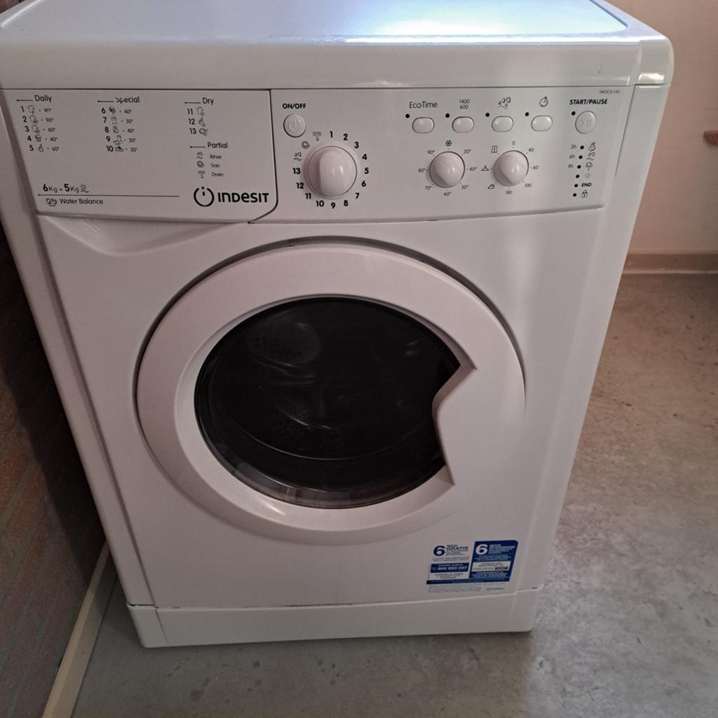 Was/droog machine, Witgoed en Apparatuur, Wasmachines, Ophalen, 1200 tot 1600 toeren, Gebruikt, 4 tot 6 kg