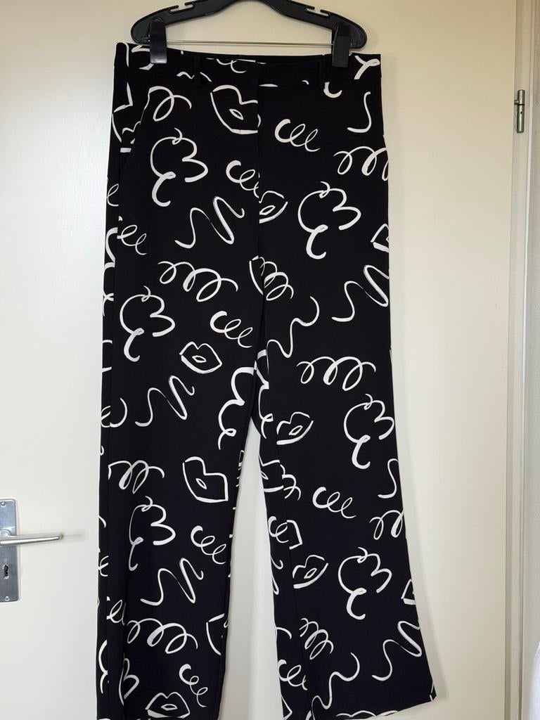 Fabienne Chapot broek 42, Zwart, Maat 42/44 (L), Ophalen of Verzenden, Zo goed als nieuw