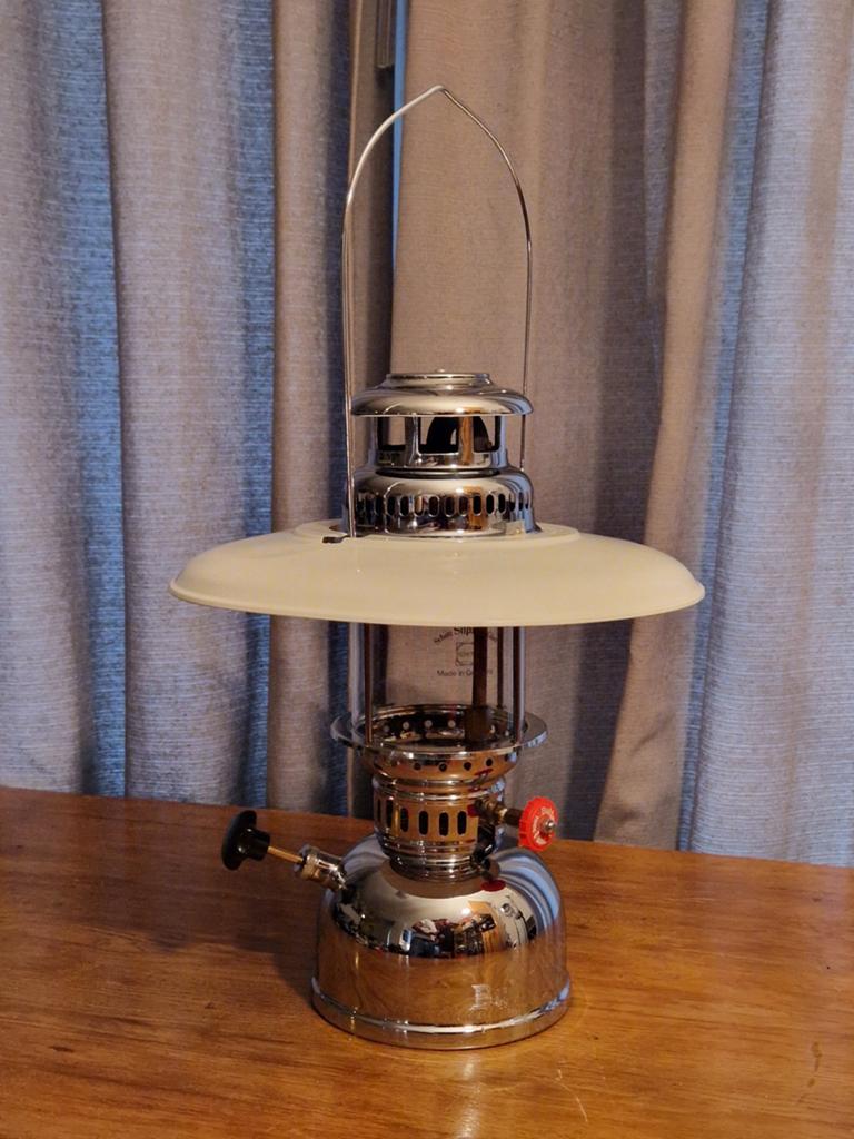 Butterfly 826 druklamp/petroleumlamp met stormkap, Ophalen of Verzenden