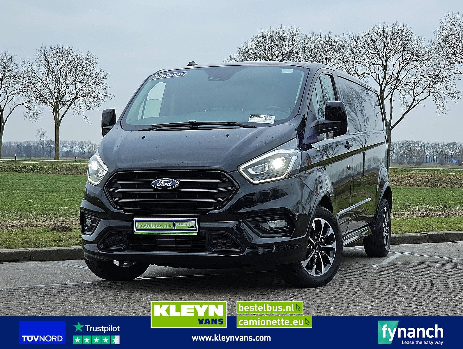 FORD TRANSIT CUSTOM 2.0 l2h1 sport navi, Auto's, Euro 6, 4 cilinders, Zwart, Bedrijf