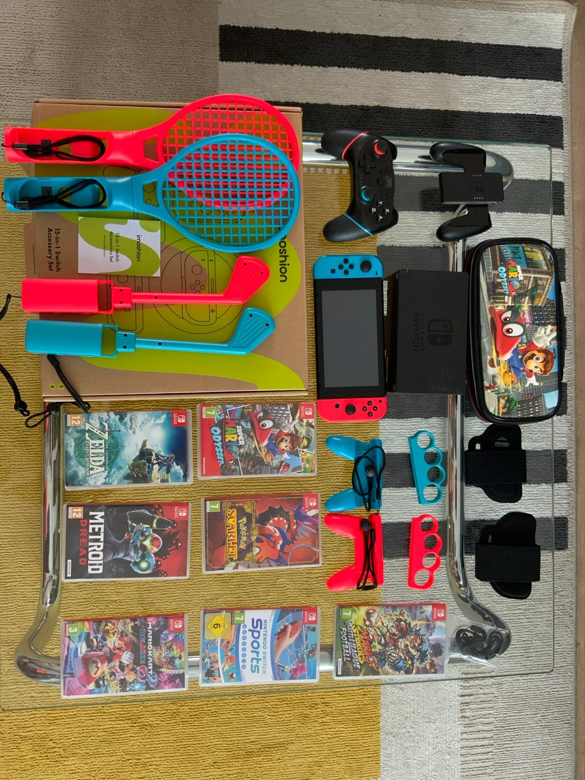 Nintendo Switch F1 bundel met games, controllers,accessoires, Ophalen, Met games, Zo goed als nieuw, Switch Original