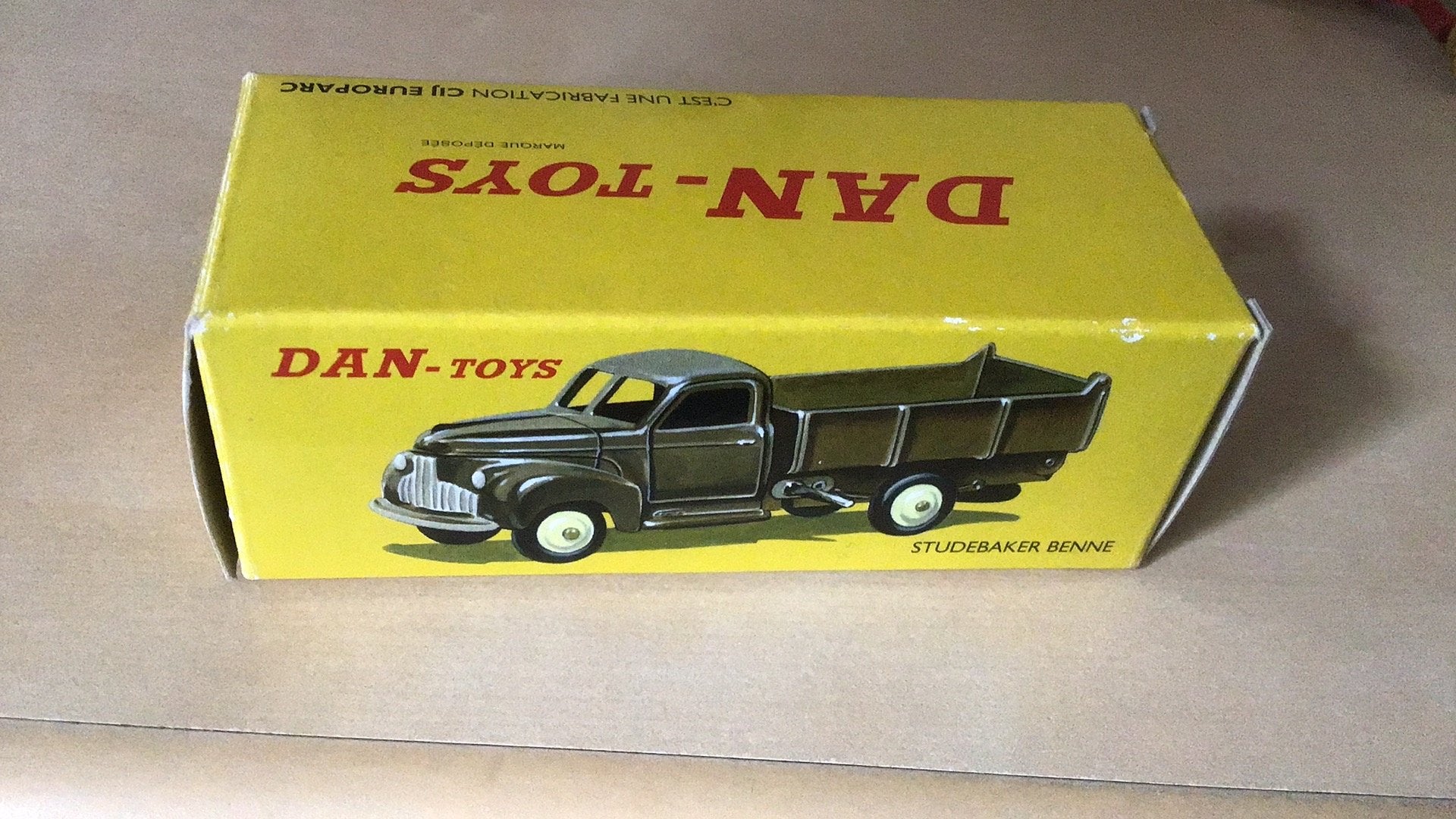 DAN TOYS BIJNA DINKY TOYS STUDEBAKER BENNE NIEUW VRIJ ZELDZ., Ophalen of Verzenden, Nieuw, Auto, Overige merken
