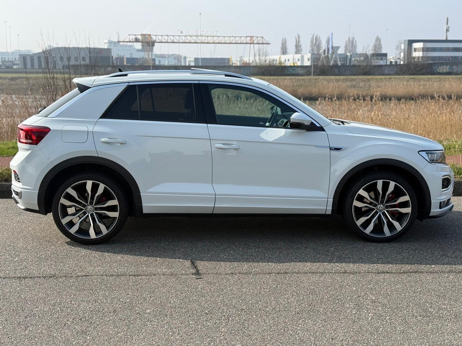 Volkswagen T-Roc 1.5 TSI 150pk 7-DSG 3X R-Line, Auto's, 1498 cc, Zwart, 4 cilinders, USB