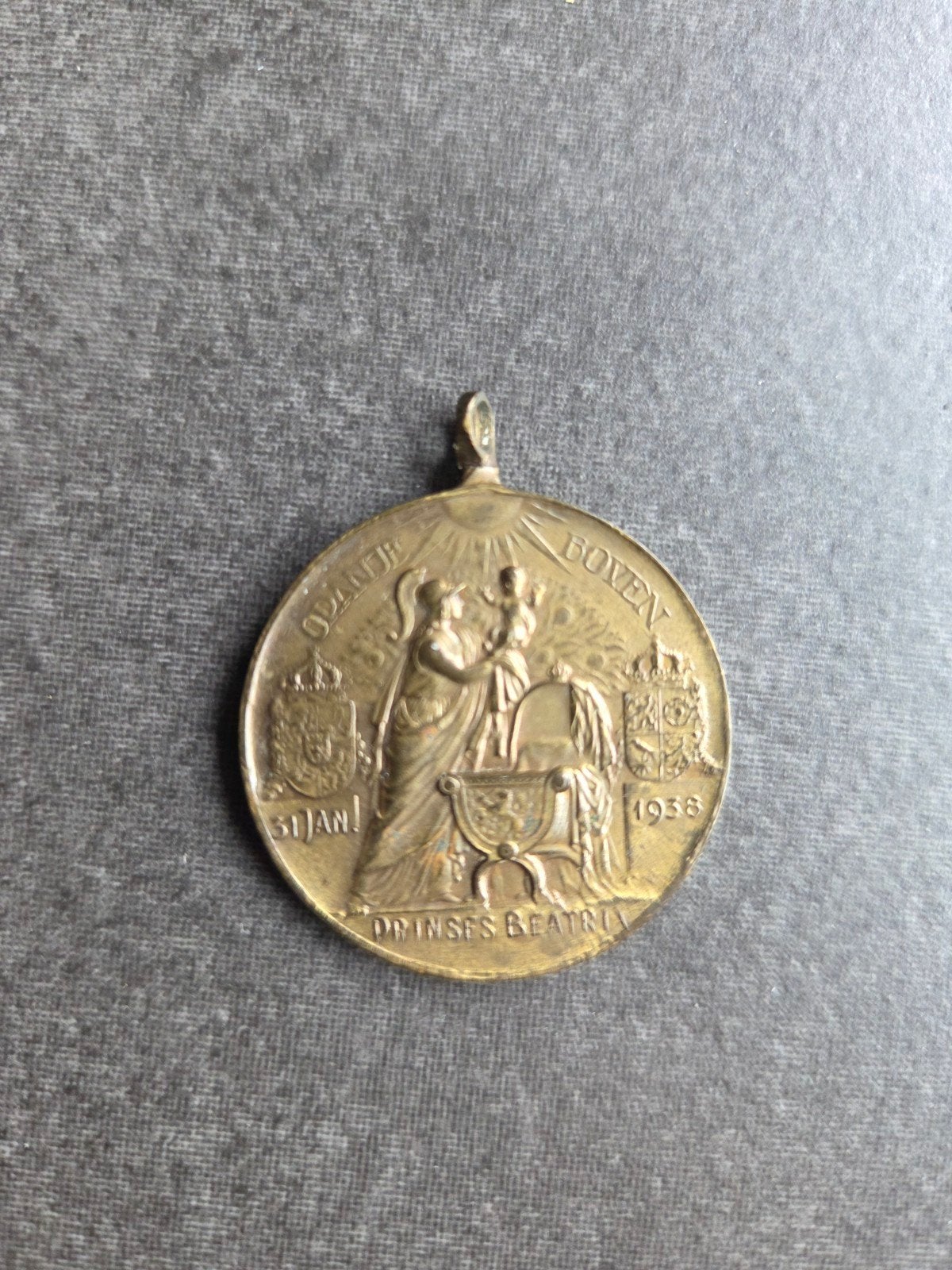 Herdenkingspenning geboorte Prinses Beatrix 1938, Postzegels en Munten, Ophalen of Verzenden, Brons, Nederland
