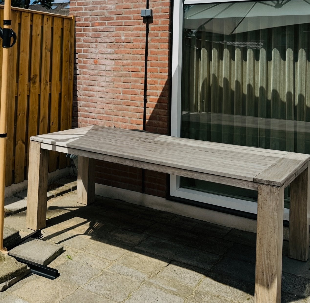 Robuuste houten tuintafel - Gebruikt, Tuin en Terras, Ophalen of Verzenden, Gebruikt, Rechthoekig, Hout