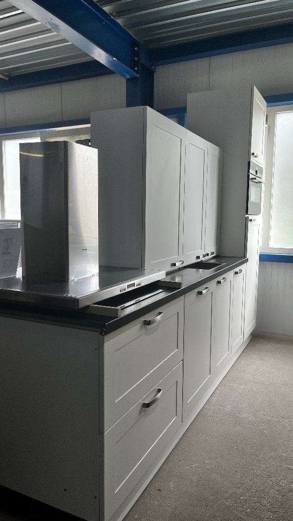 Keuken Compleet met APP 120Keukens op voorraad Nr. 2991