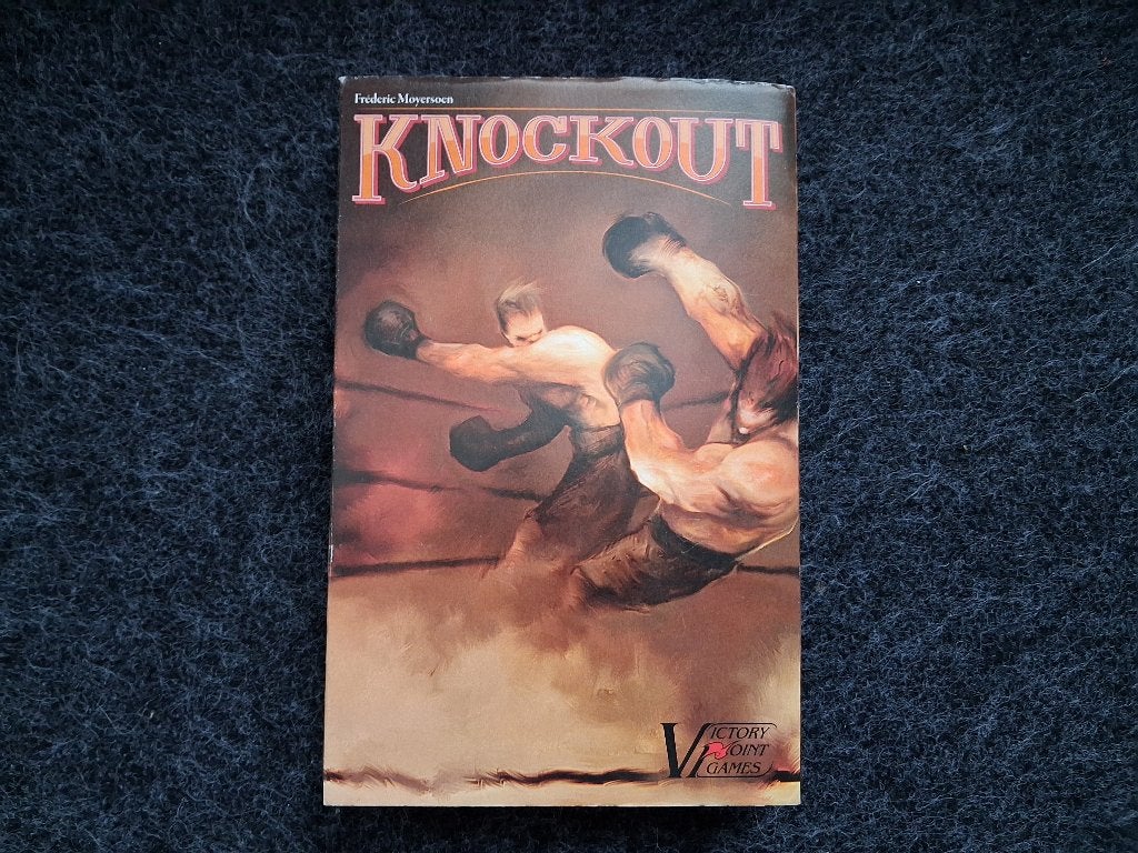 Zeldzaam Knockout Boardgame, Ophalen, Zo goed als nieuw, Victory Point Games
