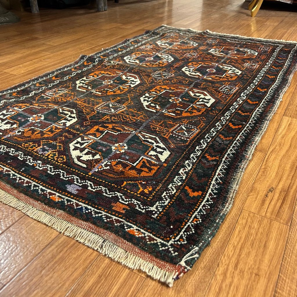 perzisch tapijt beluch - 138 x 78 cm - trendy vloerkleed, Ophalen, TTM Wonen, Meubels – (Perzische) Tapijten en Woonaccessoires