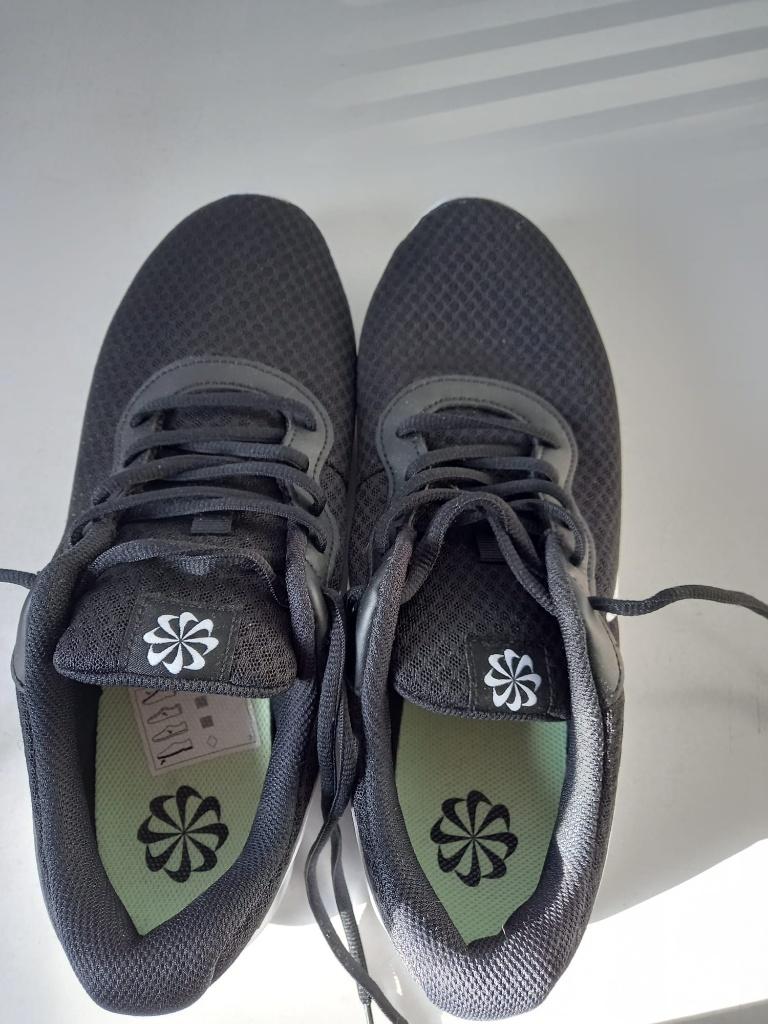 Nike Dames Gym schoenen, Sport en Fitness, Loopsport en Atletiek, Nike, Overige typen, Nieuw, Ophalen of Verzenden
