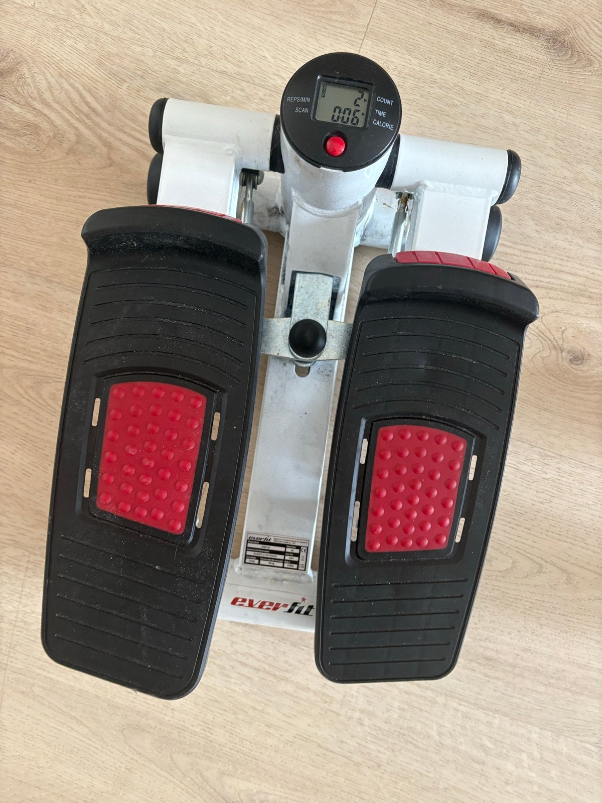 Everfit Stepper - Compacte Fitness voor Thuis, Sport en Fitness, Ophalen, Gebruikt, Stepapparaat, Metaal