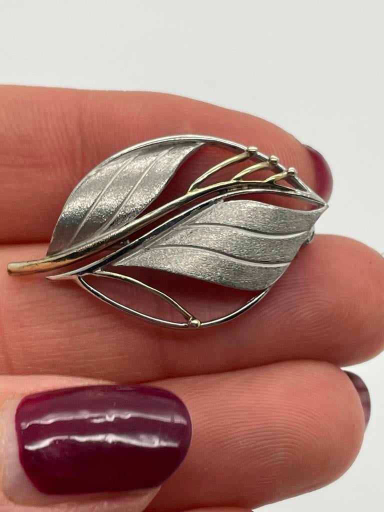 C748 Prachtige zilveren broche Kordes & Lichtenfels, Sieraden, Tassen en Uiterlijk, Broches, Minder dan 4 cm, Ophalen of Verzenden