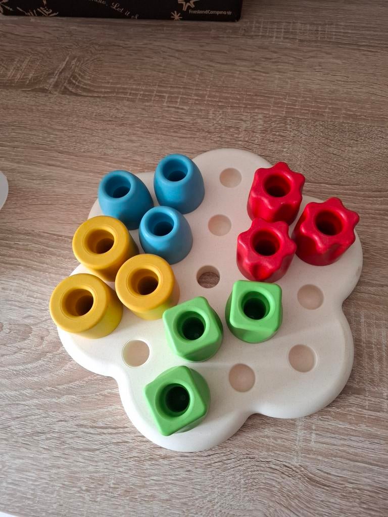 Stapel- en sorteerspel van bioplastik, Ophalen of Verzenden, Zo goed als nieuw