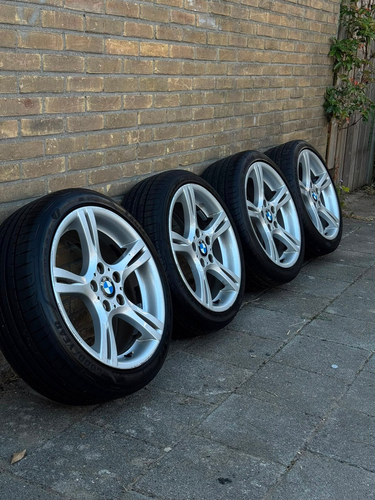 Originele 18" Style 181 breedset velgen Goodyear banden, Ophalen, 18 inch, Banden en Velgen, Zomerbanden