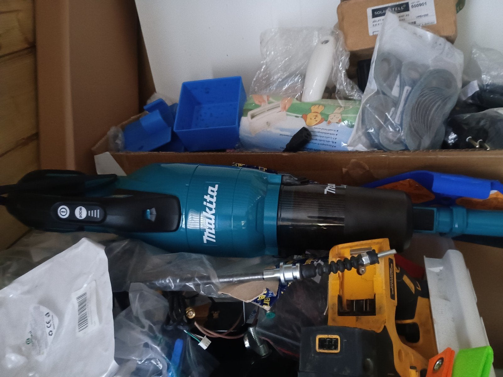 Makita Steelstofzuiger - Krachtige en Draadloze Schoonmaak, Witgoed en Apparatuur, Stofzuigers, Gebruikt, Verzenden, Draadloos