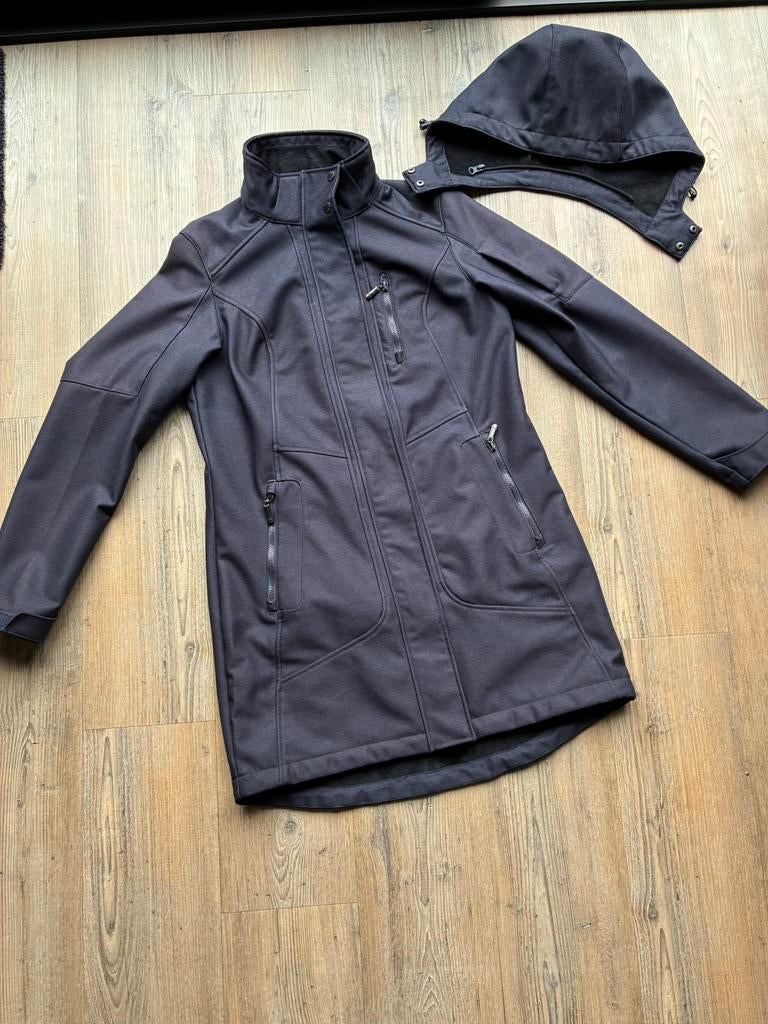 Softshell dames jas Human Nature maat 40/42, Caravans en Kamperen, Regenkleding, Ophalen of Verzenden, Zo goed als nieuw, Regenjas