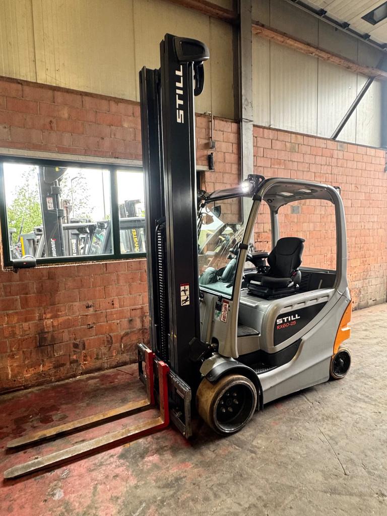 Still Rx60-25 (bj 2017), Zakelijke goederen, Machines en Bouw | Heftrucks en Intern transport, 2000 tot 3000 kg, Overige aandrijving