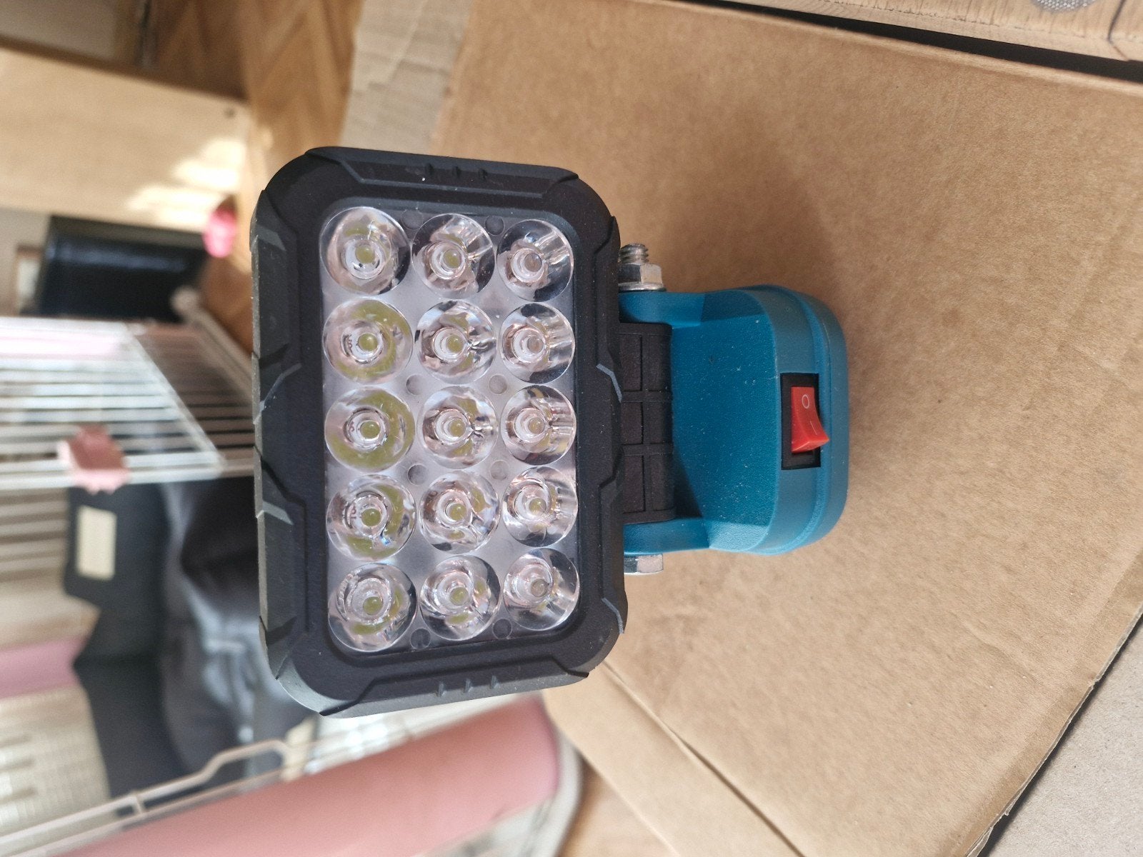 Draagbare LED Werklamp met Makita Accu - Krachtig en Compact, Ophalen of Verzenden, Nieuw, Minder dan 50 watt, Lamp met armatuur