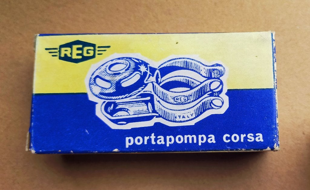 REG Pomphouder / Frameklem NOS in Origineel Doosje, Ophalen of Verzenden, Zo goed als nieuw, Oldtimerfiets, Overige typen