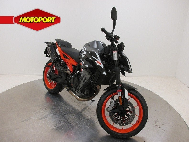 KTM 890 Duke GP (bj 2023), Motoren, Motoren | KTM, KTM, Bedrijf, Achterbroek 11 - unit 8
6596 MP  Milsbeek, NL, Info@ktm.nl