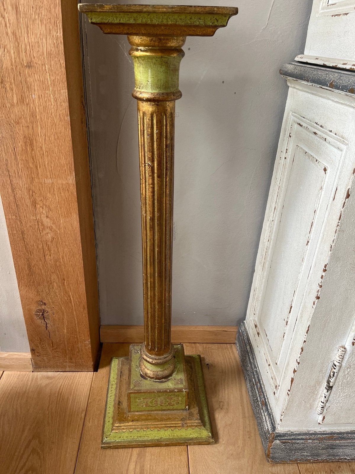 Antieke Standaard - 90 cm hoog, Huis en Inrichting, Woonaccessoires | Zuilen en Pilaren, Ophalen, Gebruikt