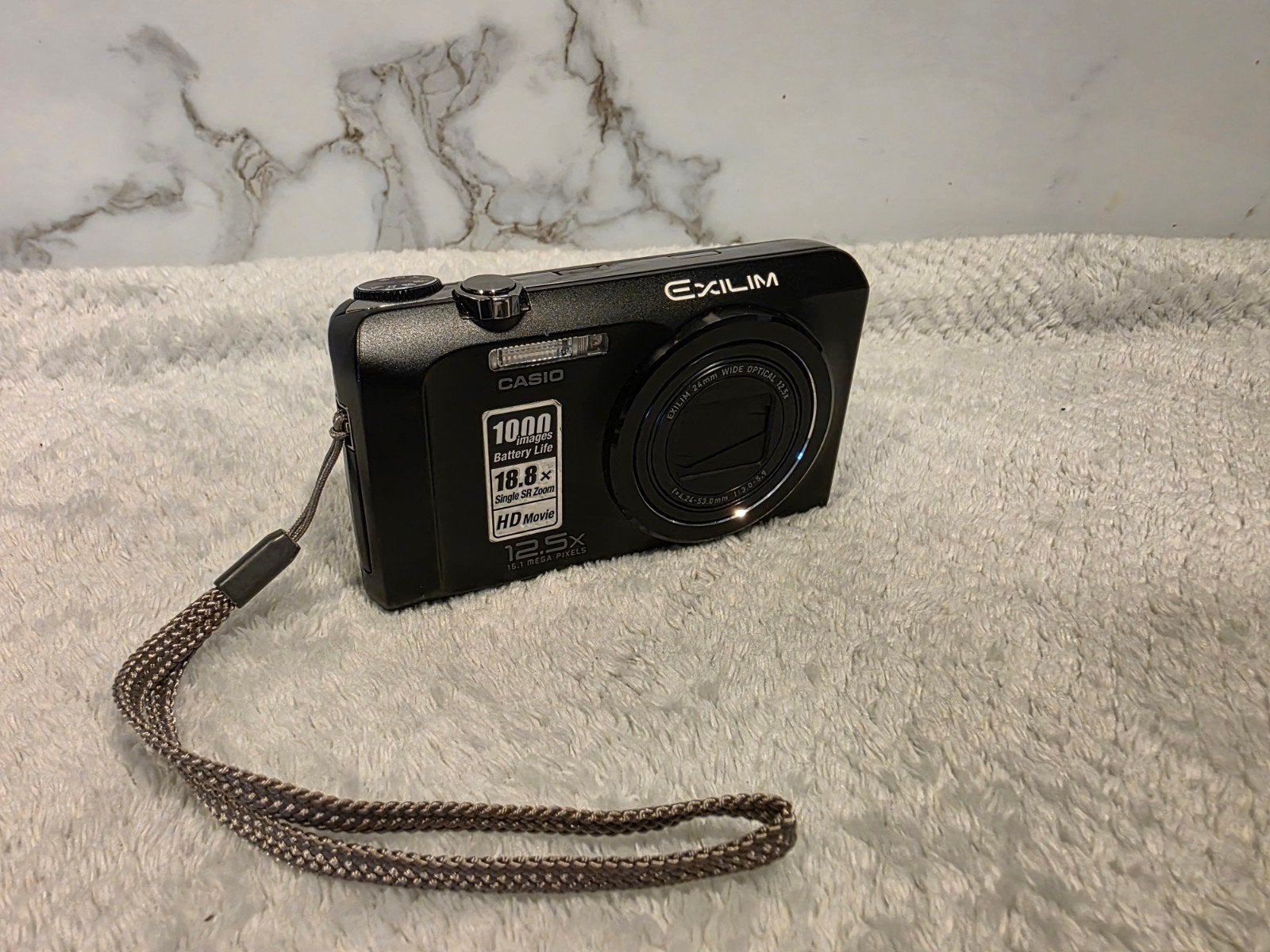 Casio Exilim EX-H30 16MP + 2 accu’s en lader, Audio, Tv en Foto, Fotocamera's Digitaal, Compact, Ophalen of Verzenden, Zo goed als nieuw