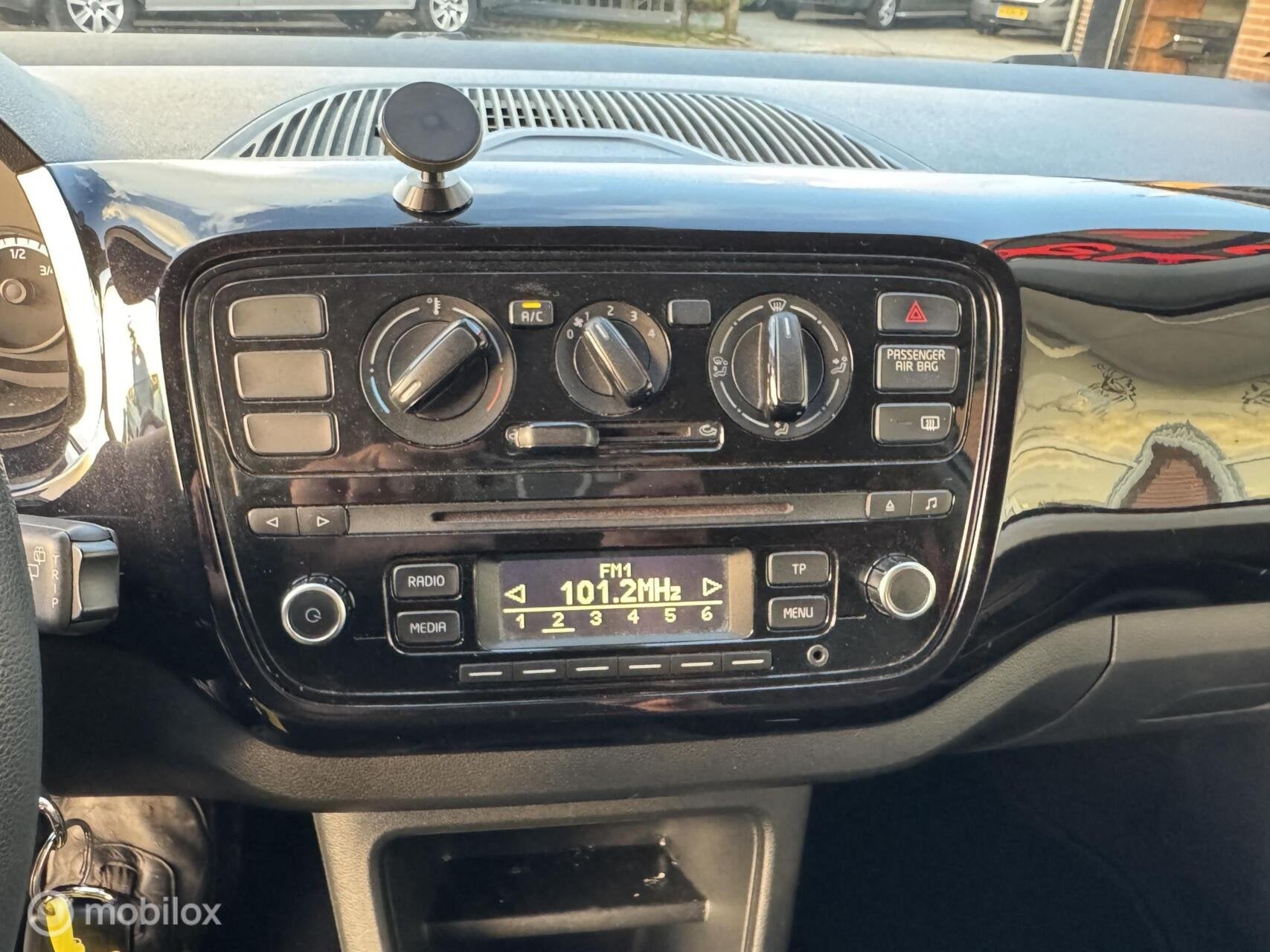 Foto 21 van Volkswagen Up! 1.0 move up! BlueMotion