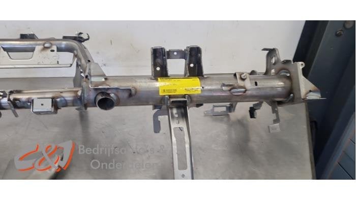 Dashboard Balk van een Renault Trafic, Gebruikt, -, Renault, -