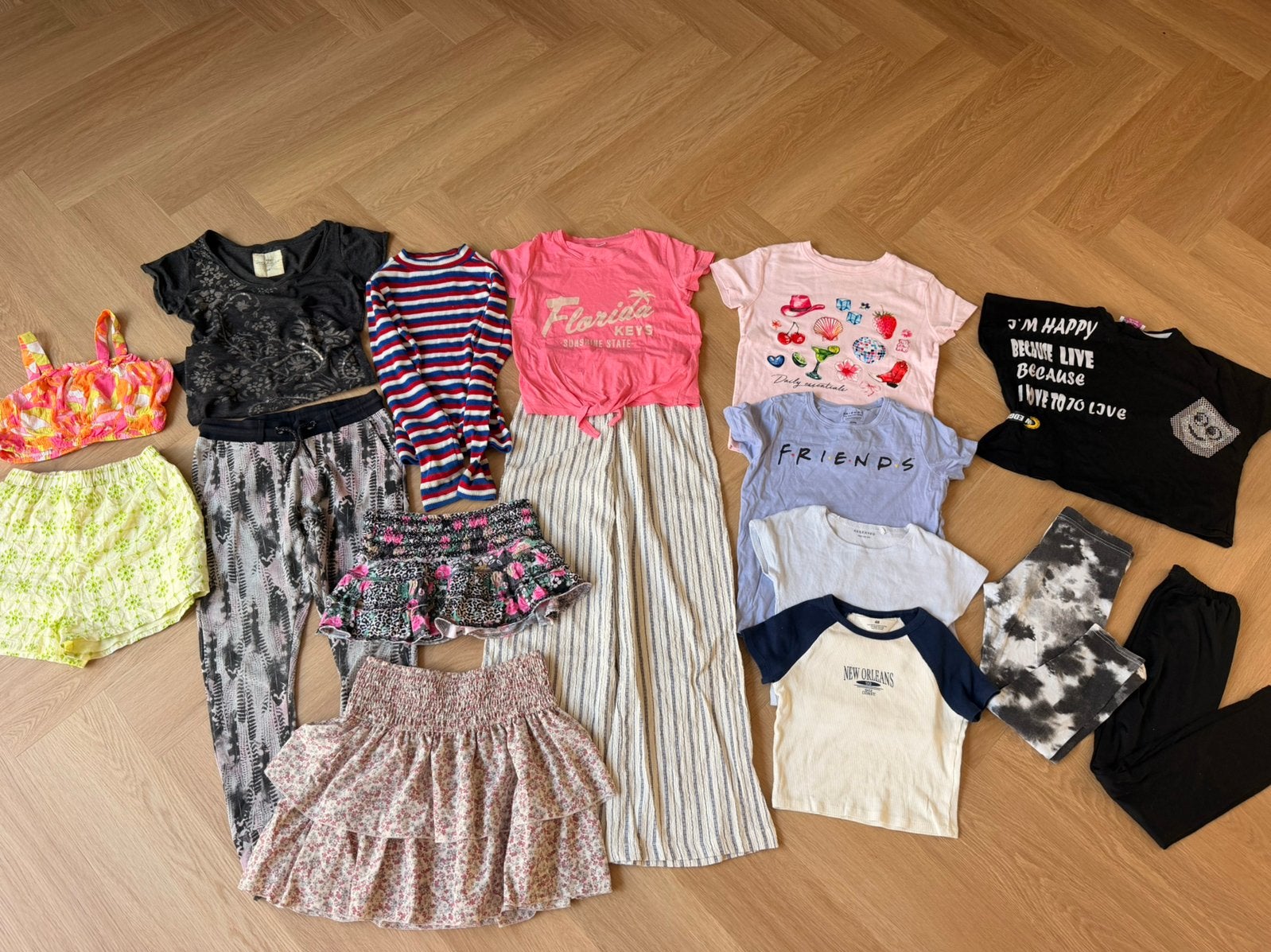 Kleidingpakket maat 140, Ophalen, Zo goed als nieuw, Maat 140
