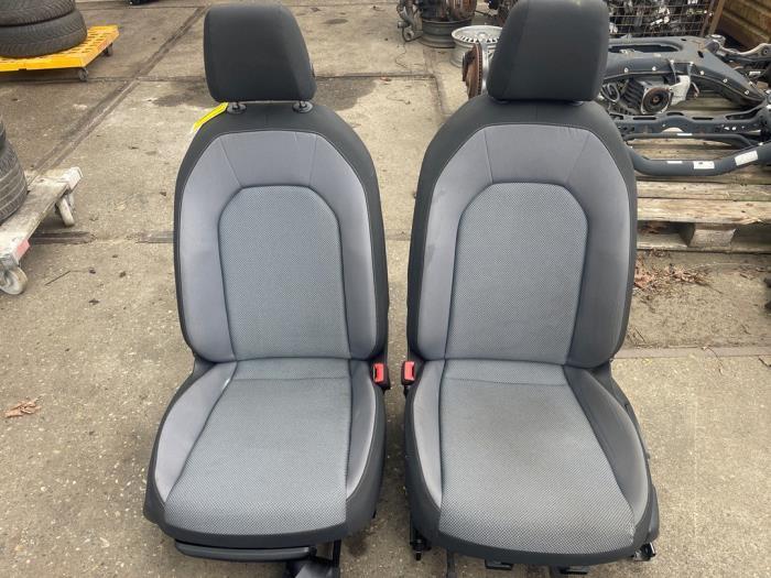 Bekleding Set (compleet) van een Seat Arona, Gebruikt, -, Verzenden, -