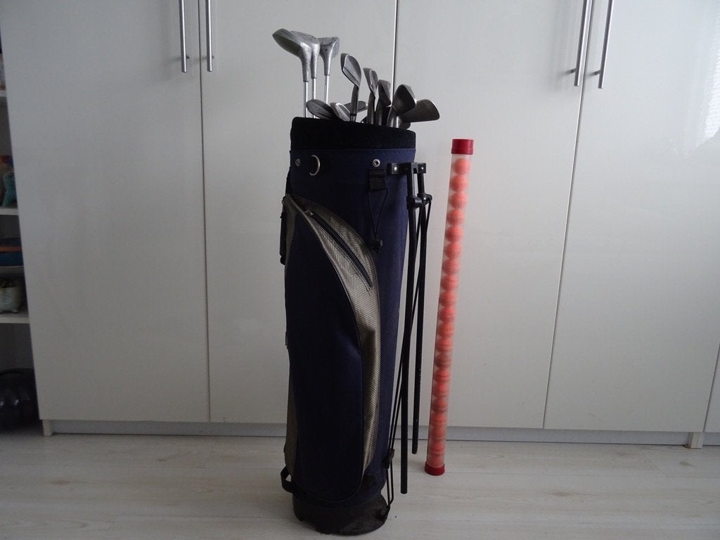 GOLFSET WILSON (Rechts Handig) TROLLEY-TAS-CLUBS NIEUWSTAAT, Ophalen of Verzenden, Zo goed als nieuw, Set, Overige merken