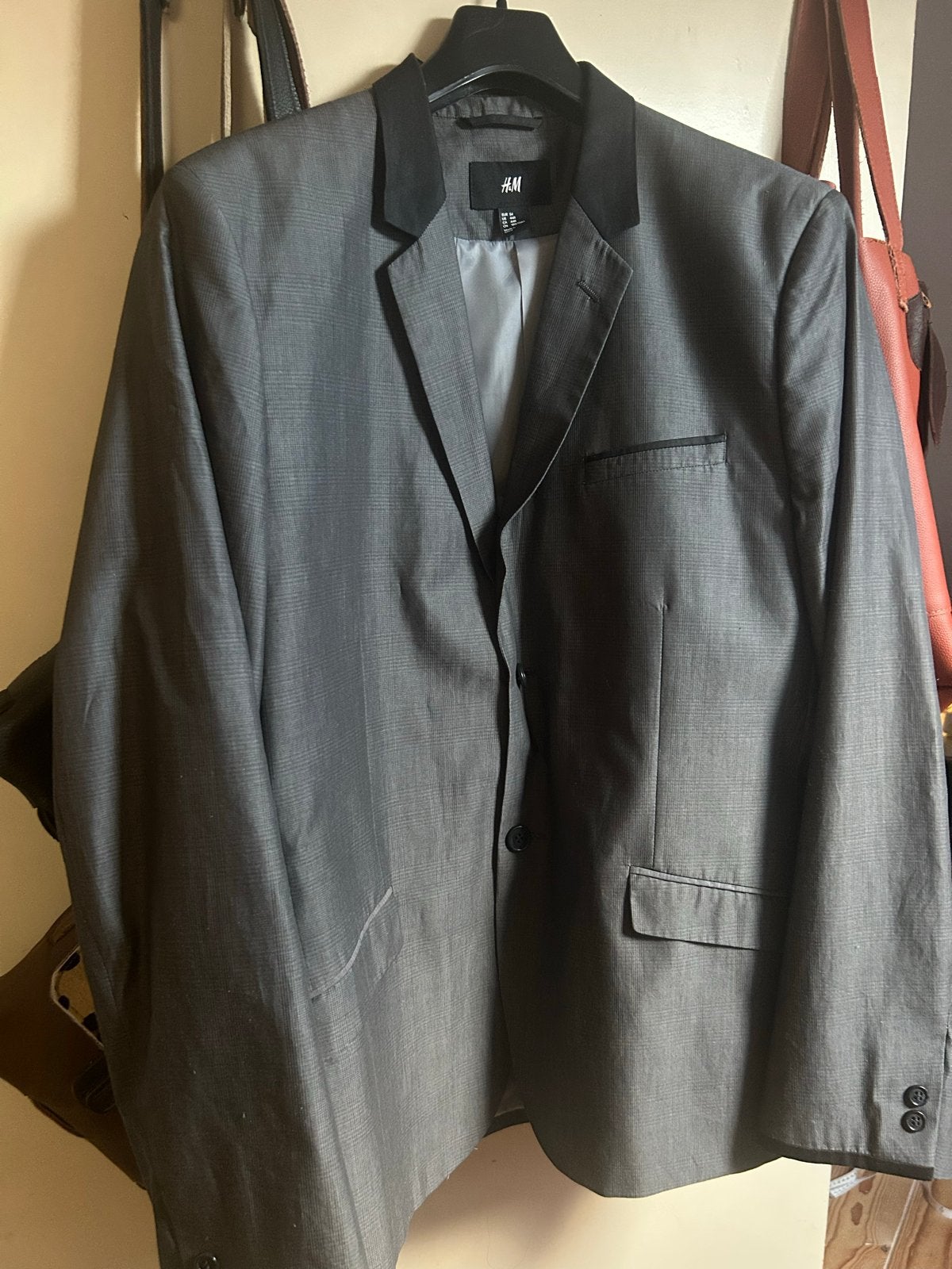 H&M Grijs Heren colbert Maat L zwarte kraag maat 54, Ophalen of Verzenden, Zo goed als nieuw, Maat 52/54 (L), Grijs