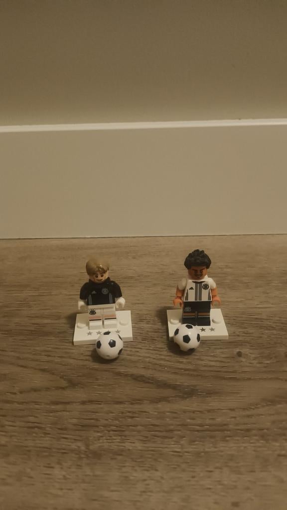 Lego collectibles Manuel Neuer en Mats Hummels, Ophalen of Verzenden