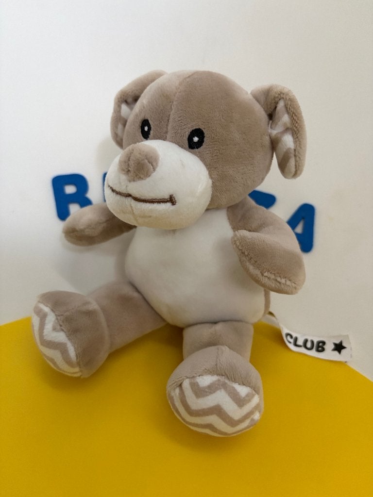K2696 Toys mini club hond hondje licht bruin, Ophalen of Verzenden, Zo goed als nieuw, Hond