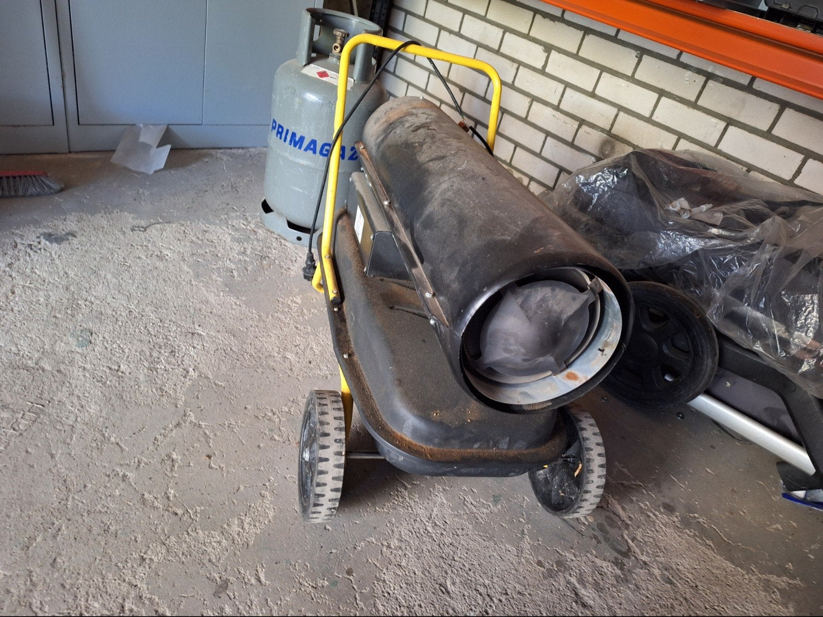 HBM Directe Diesel Heater 30kW - Mobiele Werkplaatskachel, Ophalen, 30 tot 80 cm, Gebruikt, Kachel
